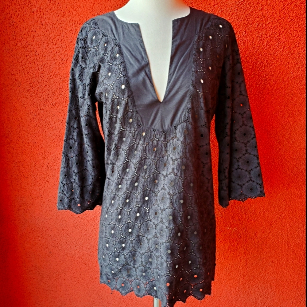VIX by Paula Hermanny Eyelet Kaftan